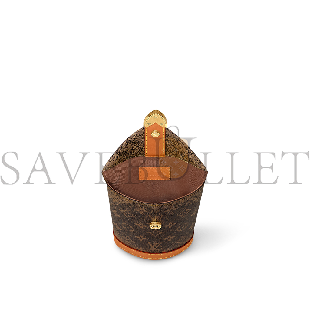 LOUIS VUITTON ENVELOPE POUCH M11629 (18*12.5*8.5cm)